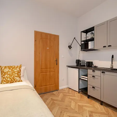 Komfortowe Studia W Centrum Poznania Przy Rynku I Parku By Rent Like Apartamento Poznan