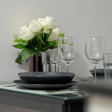 Apartamento Komfortowe Studia W Centrum Poznania Przy Rynku I Parku By Rent Like