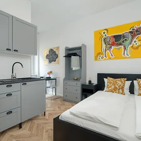 Komfortowe Studia W Centrum Poznania Przy Rynku I Parku By Rent Like Poznan