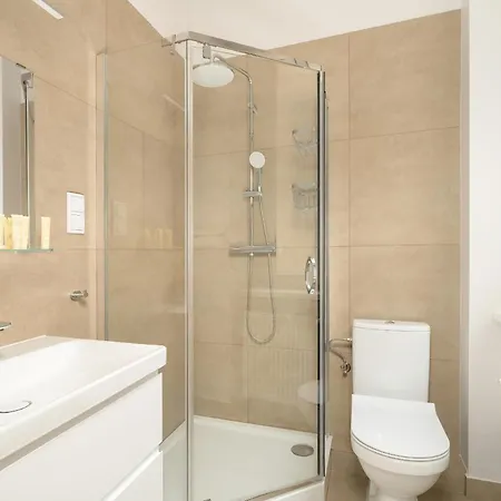 Komfortowe Studia W Centrum Poznania Przy Rynku I Parku By Rent Like Poznan